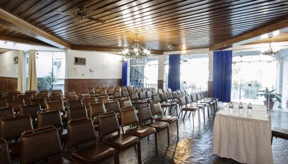 Vitoria Palace Hotel Lavras Buitenkant foto